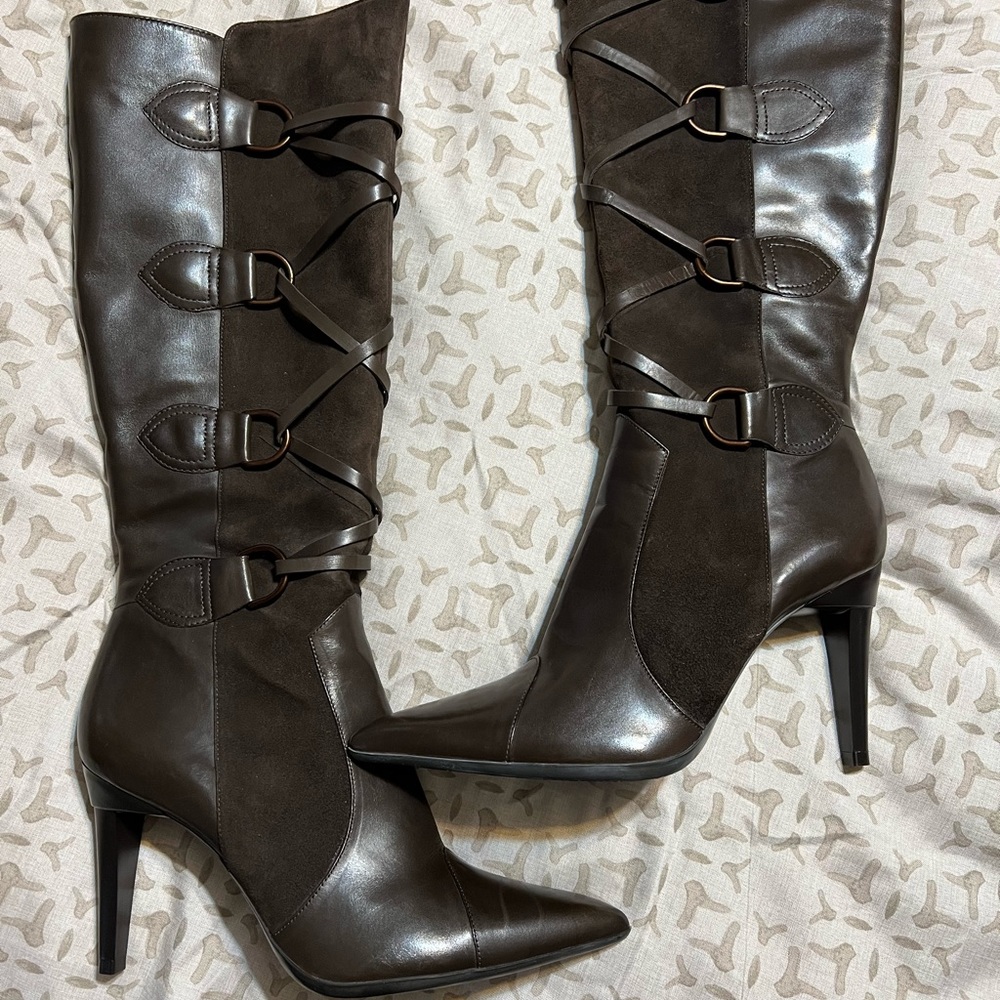 VIA SPIGA Size 8.5 brown leather & suede 4in heel boot.